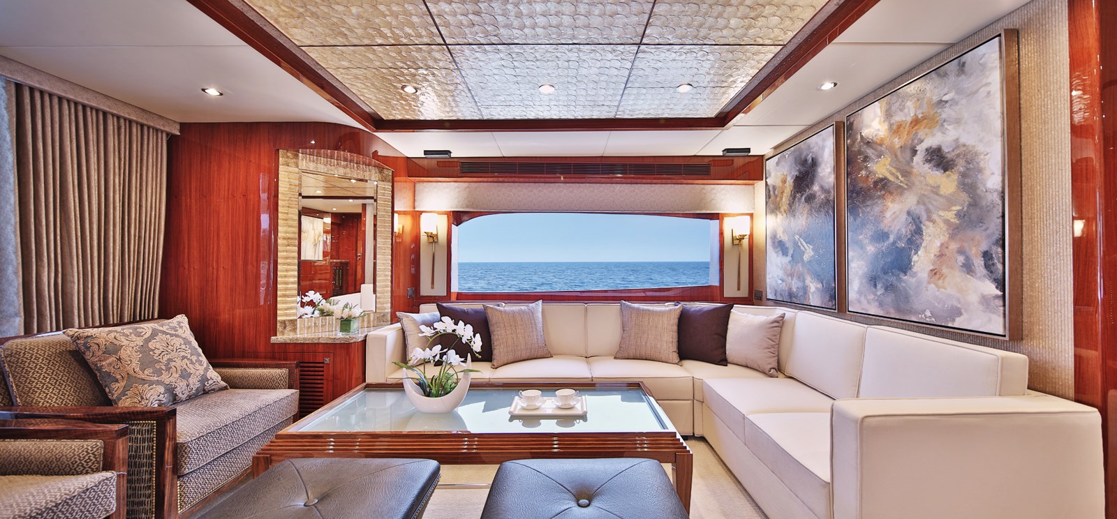 Johnson Motor Yacht JOHNSON 80' FLYBRIDGE W/HYDRAULIC PLATFORM For Sale