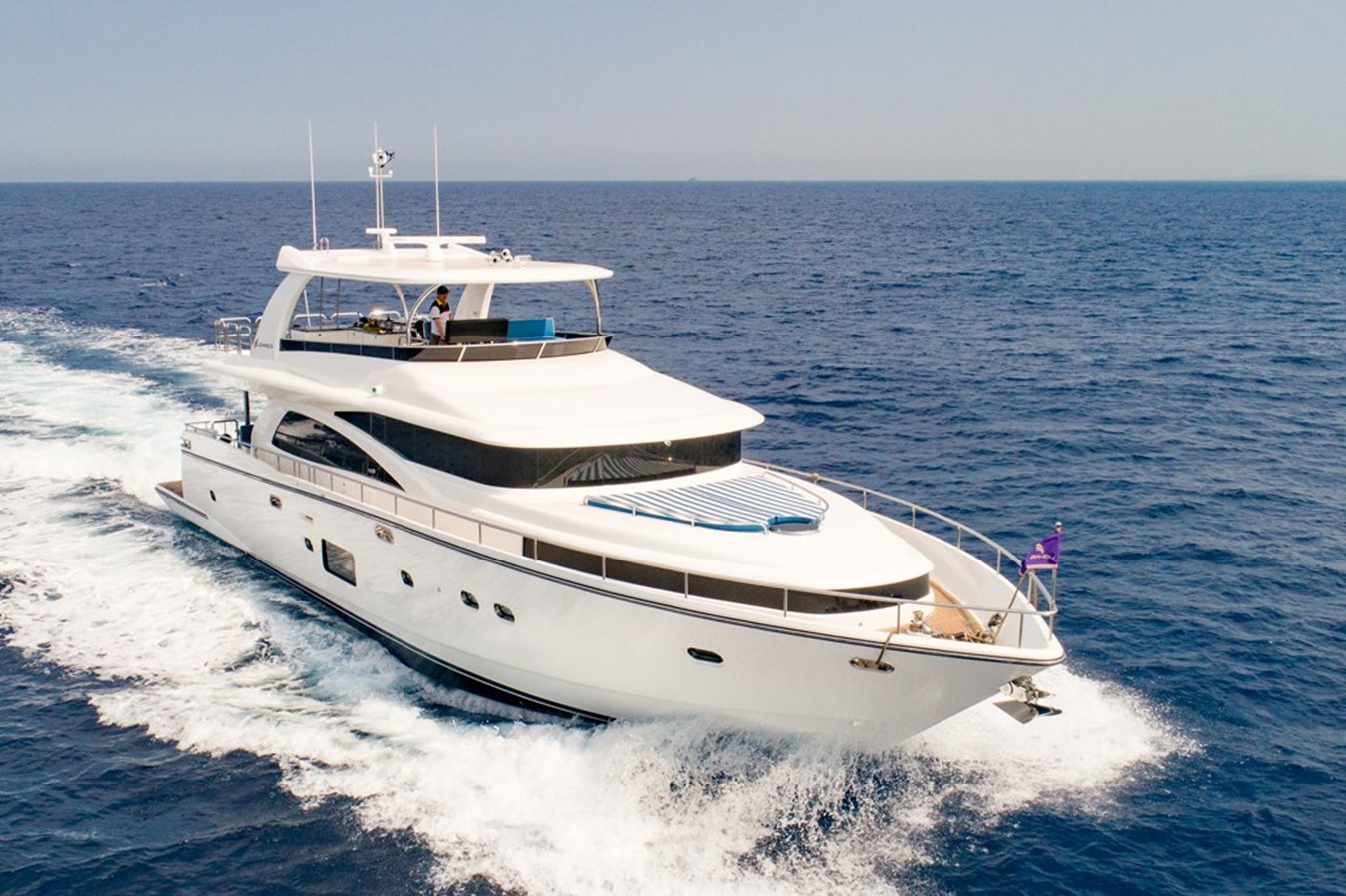 Johnson Motor Yacht JOHNSON 80' FLYBRIDGE W/HYDRAULIC PLATFORM For Sale