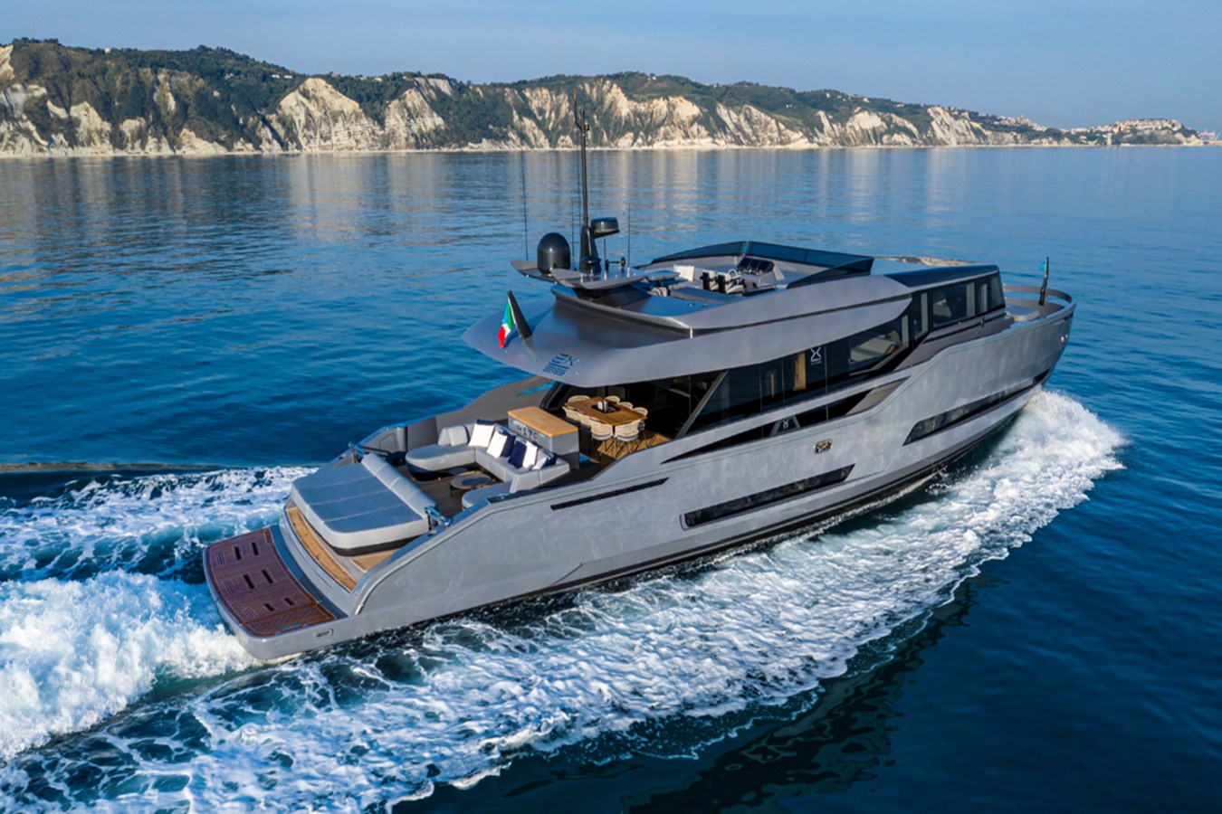 Extra Yachts Motor Yacht HAZE For Sale