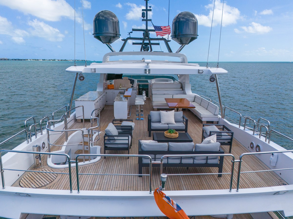 Azimut Yachts Motor Yacht Azimut Grande 105 For Sale