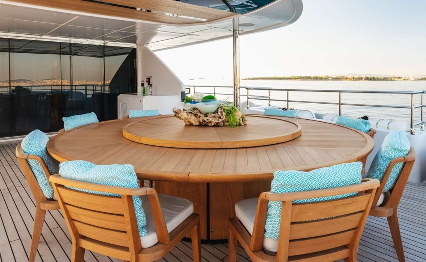 Majesty Motor Yacht BEAUTE For Sale
