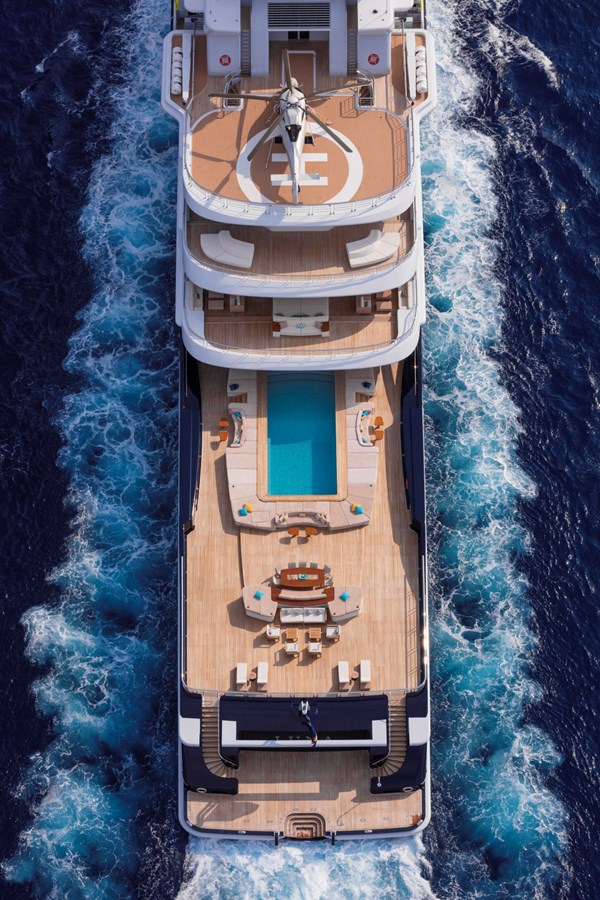 Lloyd Motor Yacht LUNA For Sale
