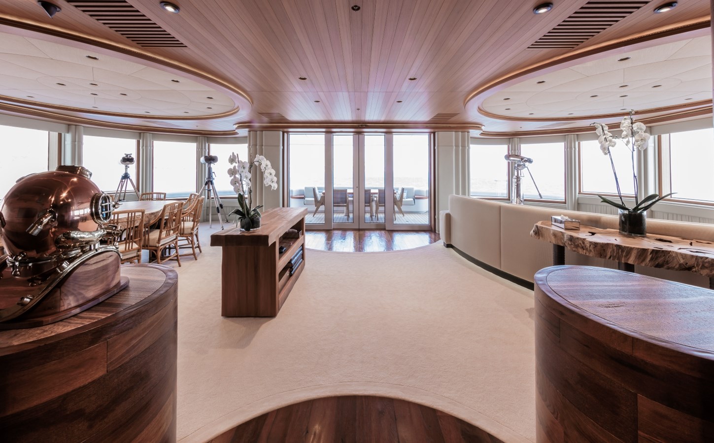 Lloyd Motor Yacht LUNA For Sale