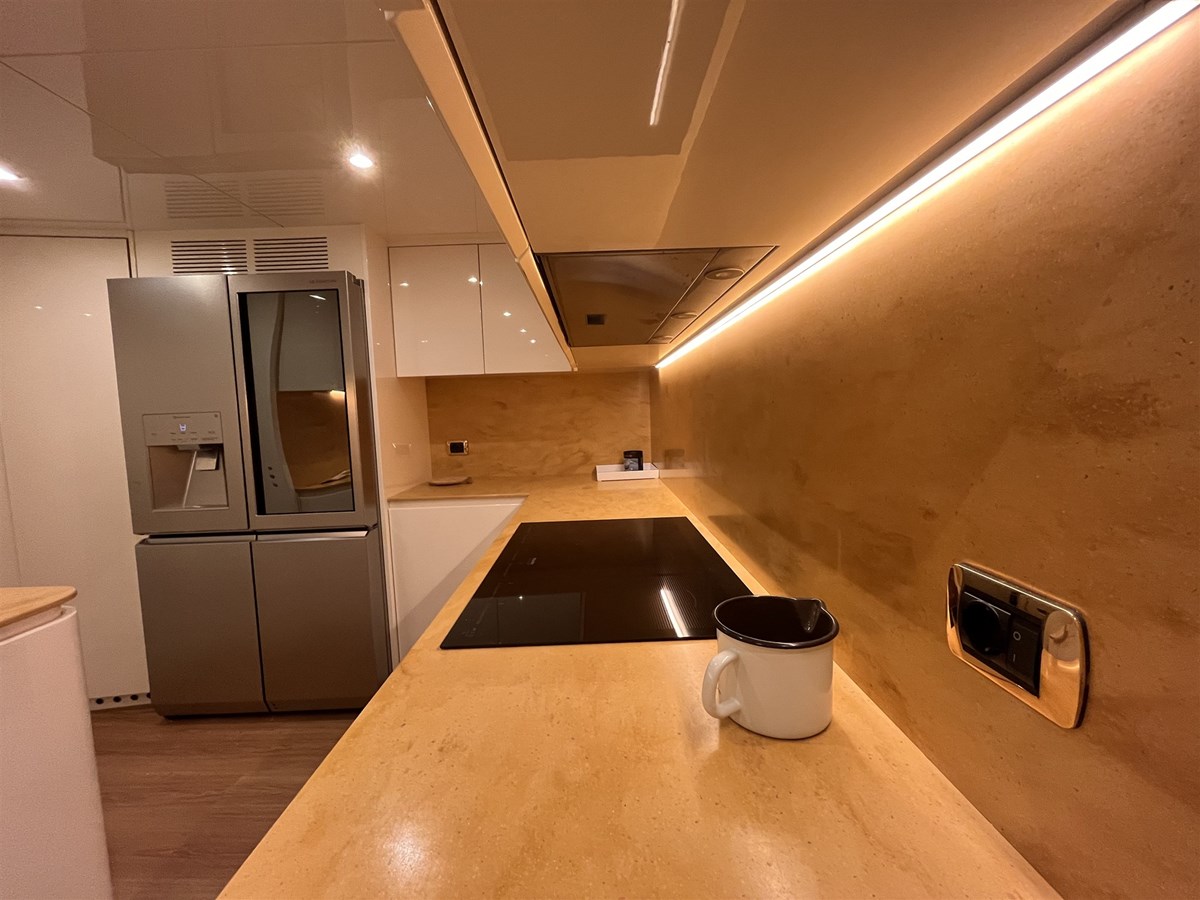 Amer Yachts Motor Yacht Duchessa For Sale