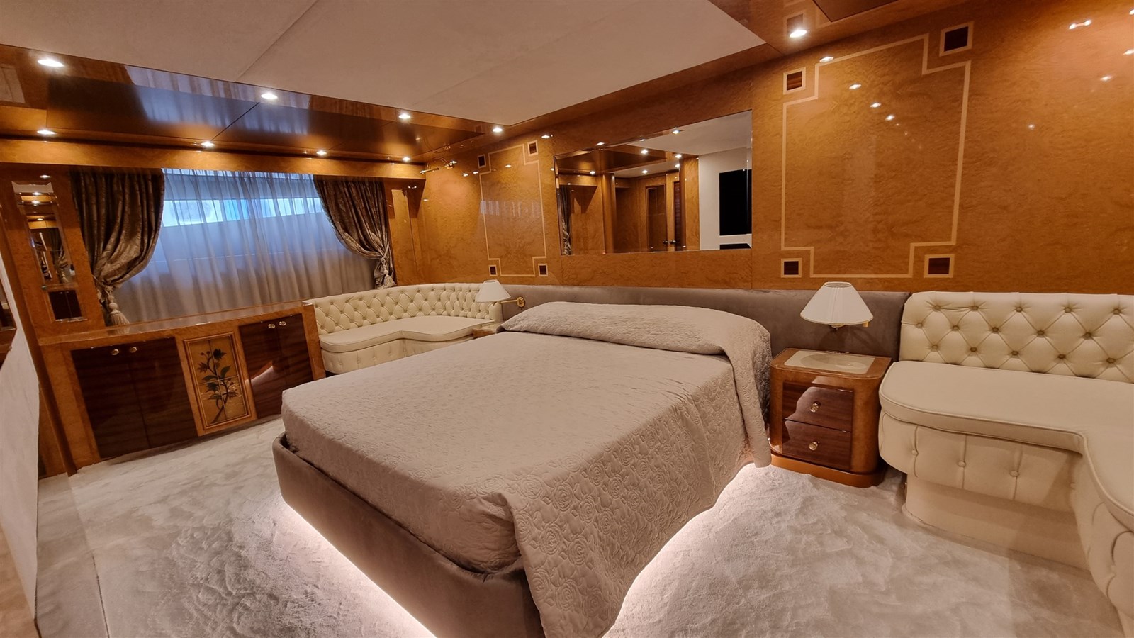 Amer Yachts Motor Yacht Duchessa For Sale