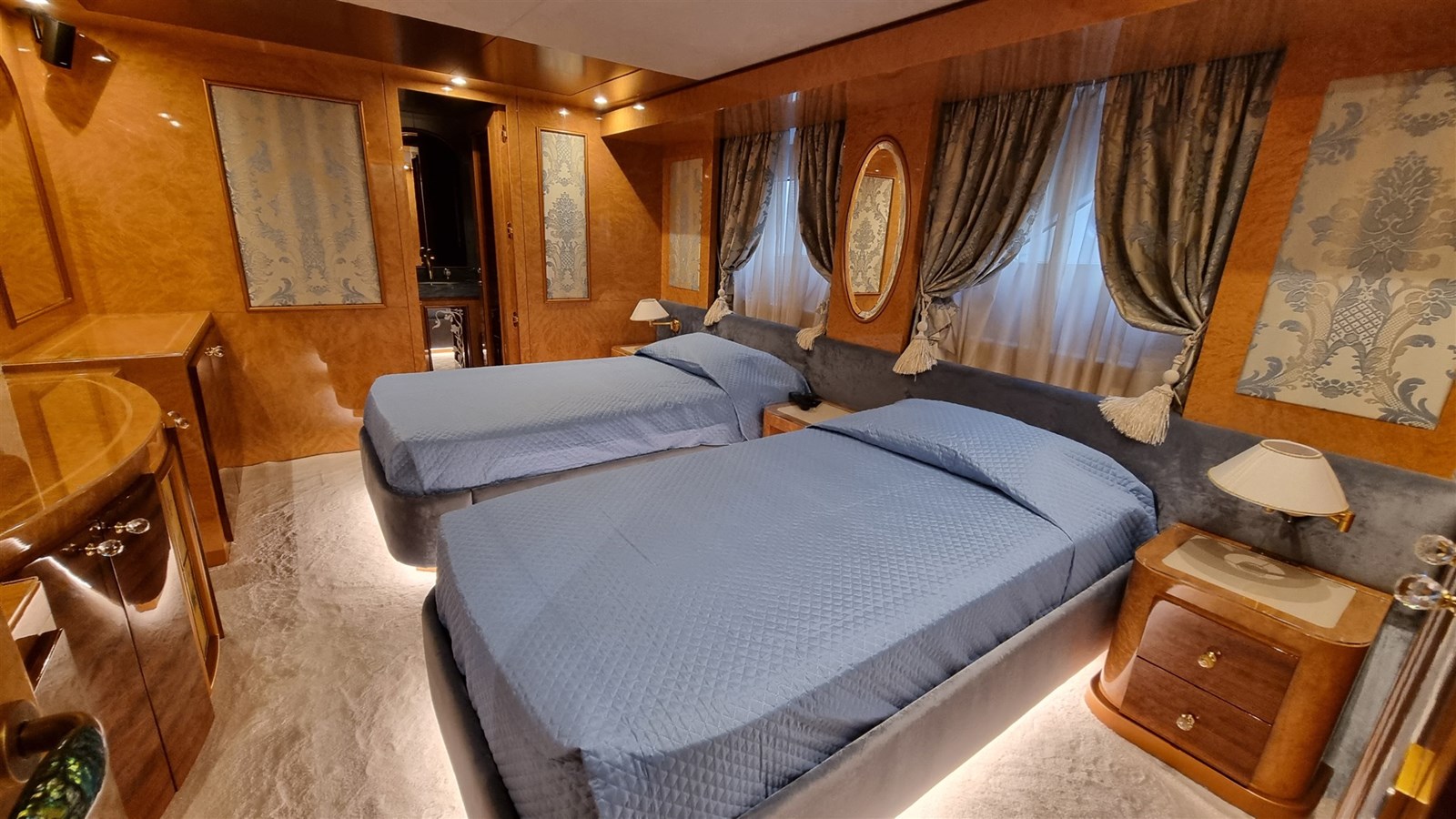 Amer Yachts Motor Yacht Duchessa For Sale