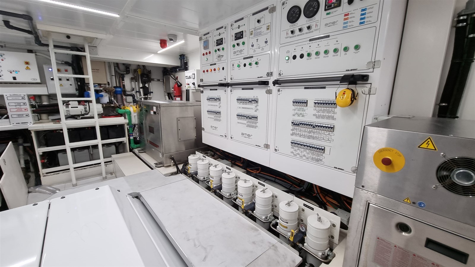 Amer Yachts Motor Yacht Duchessa For Sale