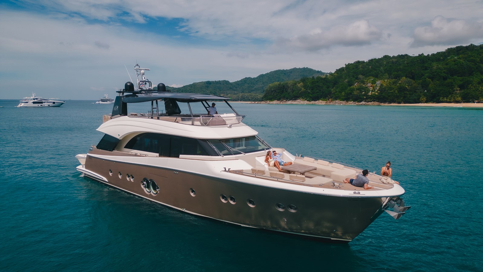 Monte Carlo Yachts Motor Yacht BAYC ASIA For Sale