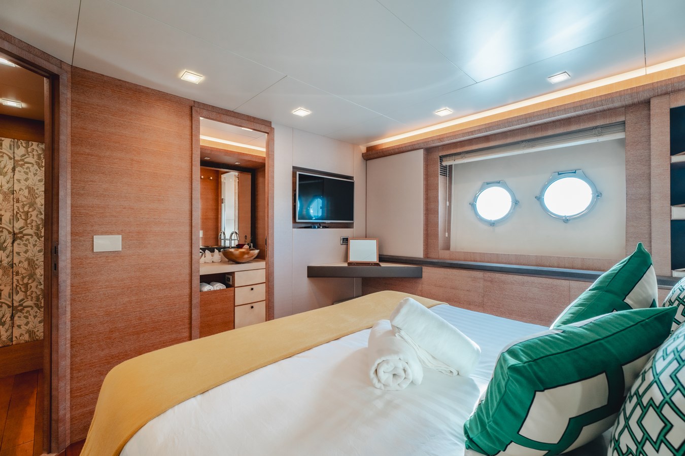 Monte Carlo Yachts Motor Yacht BAYC ASIA For Sale