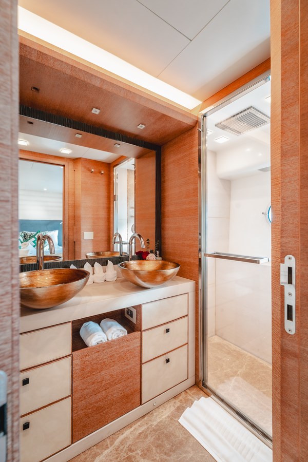 Monte Carlo Yachts Motor Yacht BAYC ASIA For Sale