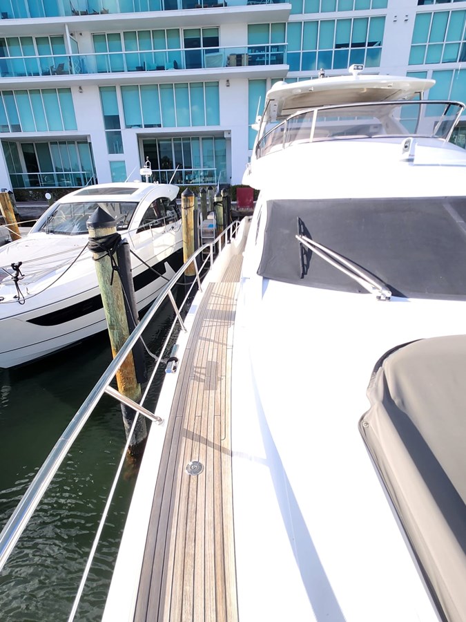 Azimut Yachts Motor Yacht - For Sale