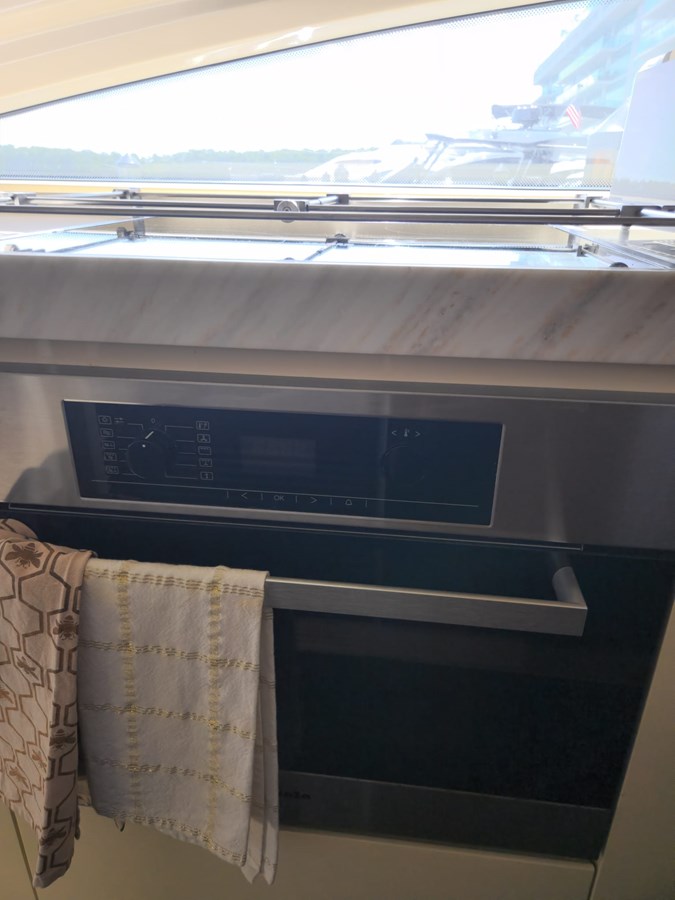 Azimut Yachts Motor Yacht - For Sale