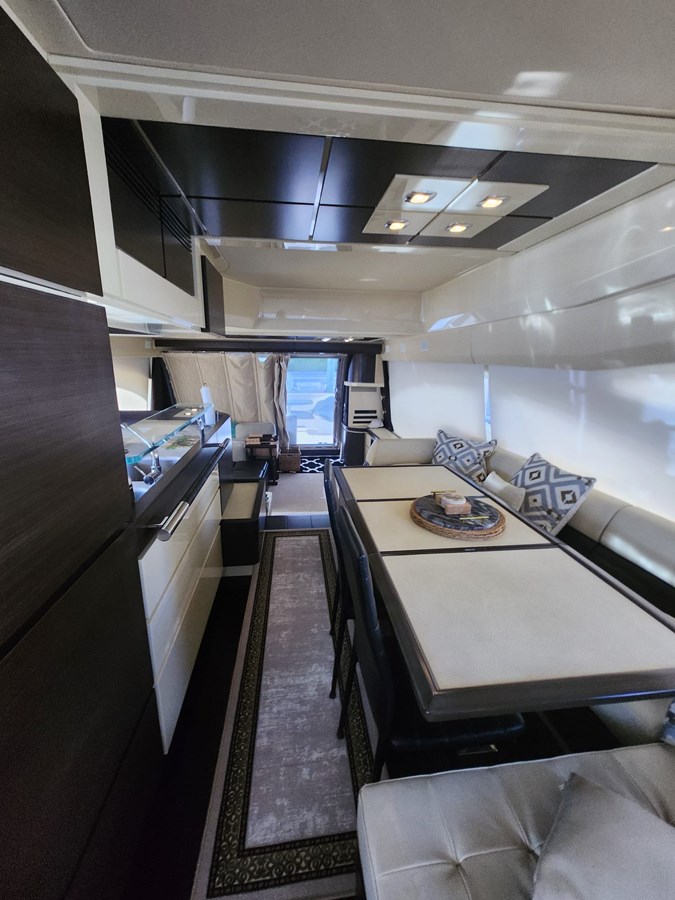Azimut Yachts Motor Yacht - For Sale