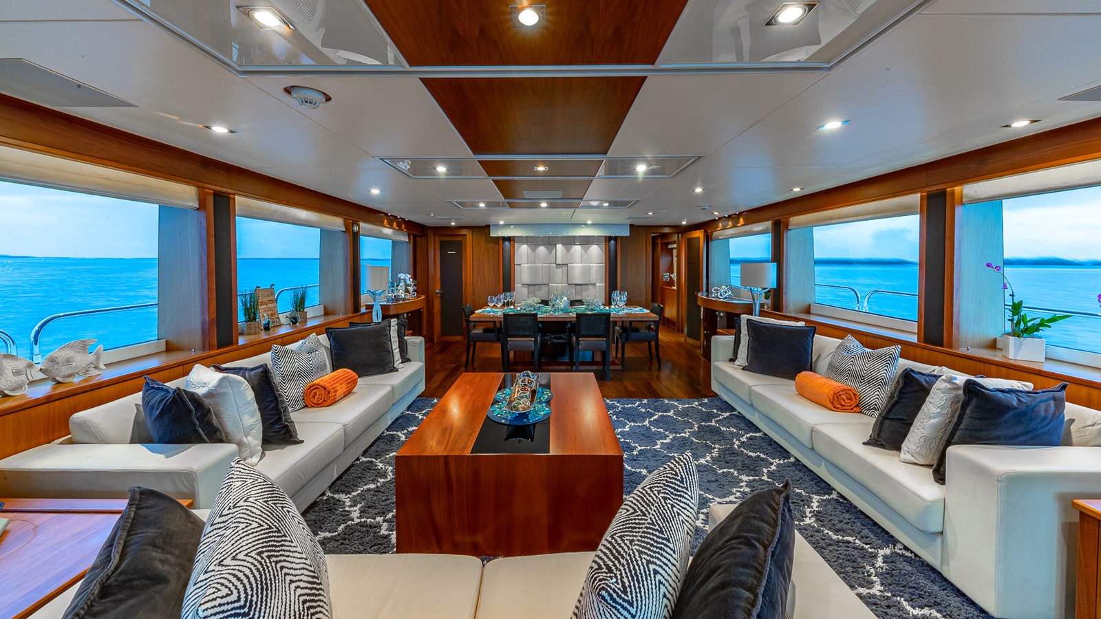 Sunseeker Motor Yacht EMRYS For Sale
