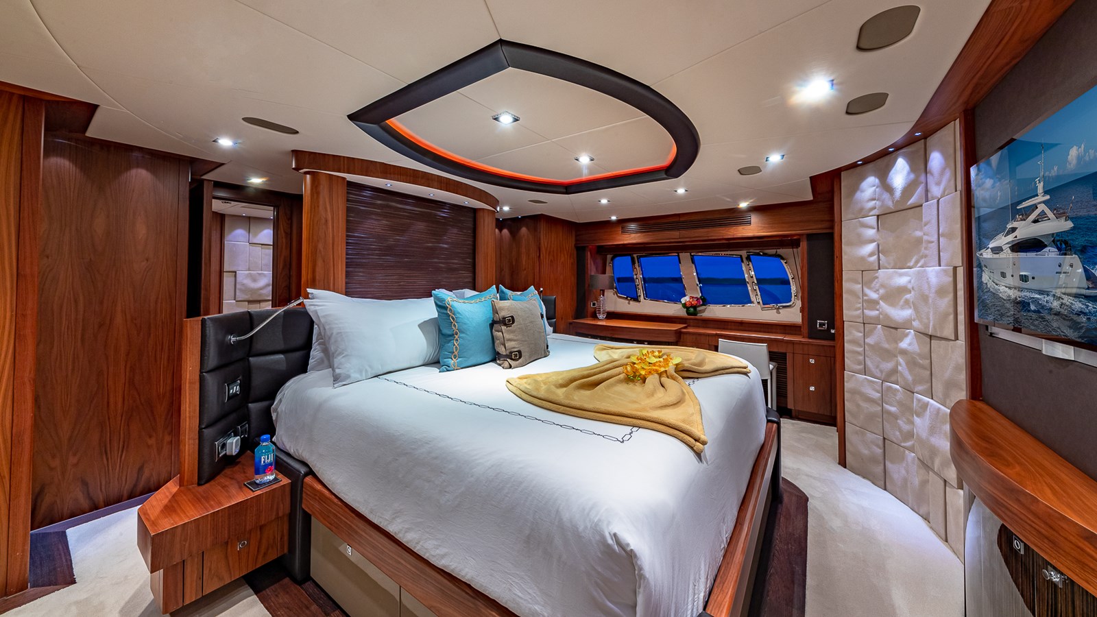 Sunseeker Motor Yacht EMRYS For Sale
