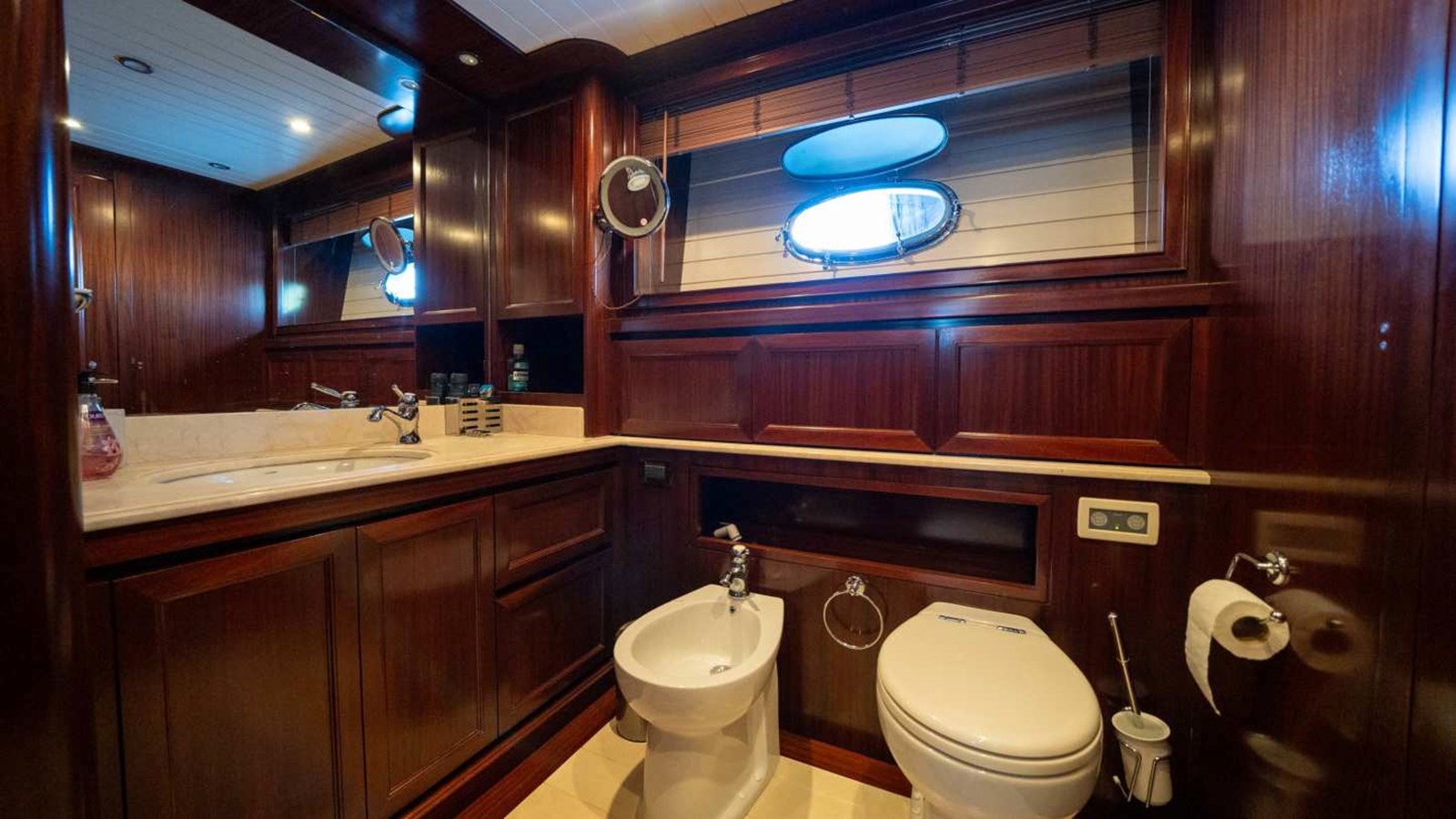 Posillipo Motor Yacht SILVER For Sale