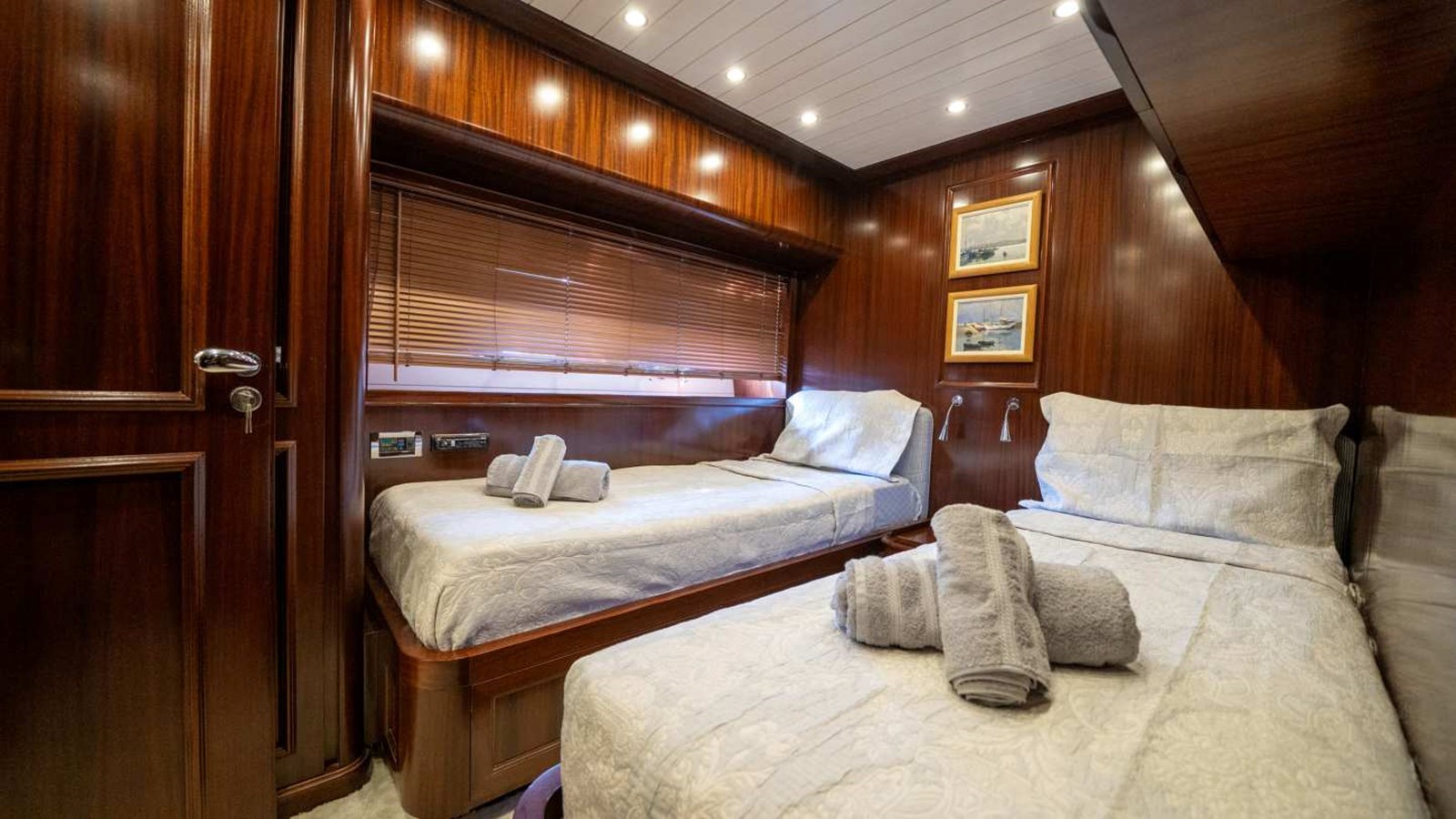 Posillipo Motor Yacht SILVER For Sale