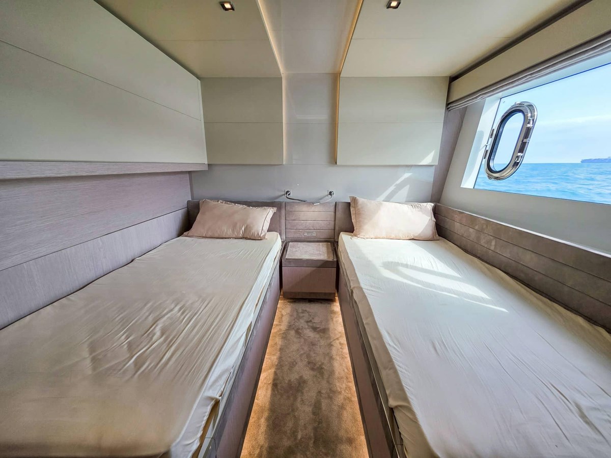 Custom Line Motor Yacht Custom Line 108 For Sale
