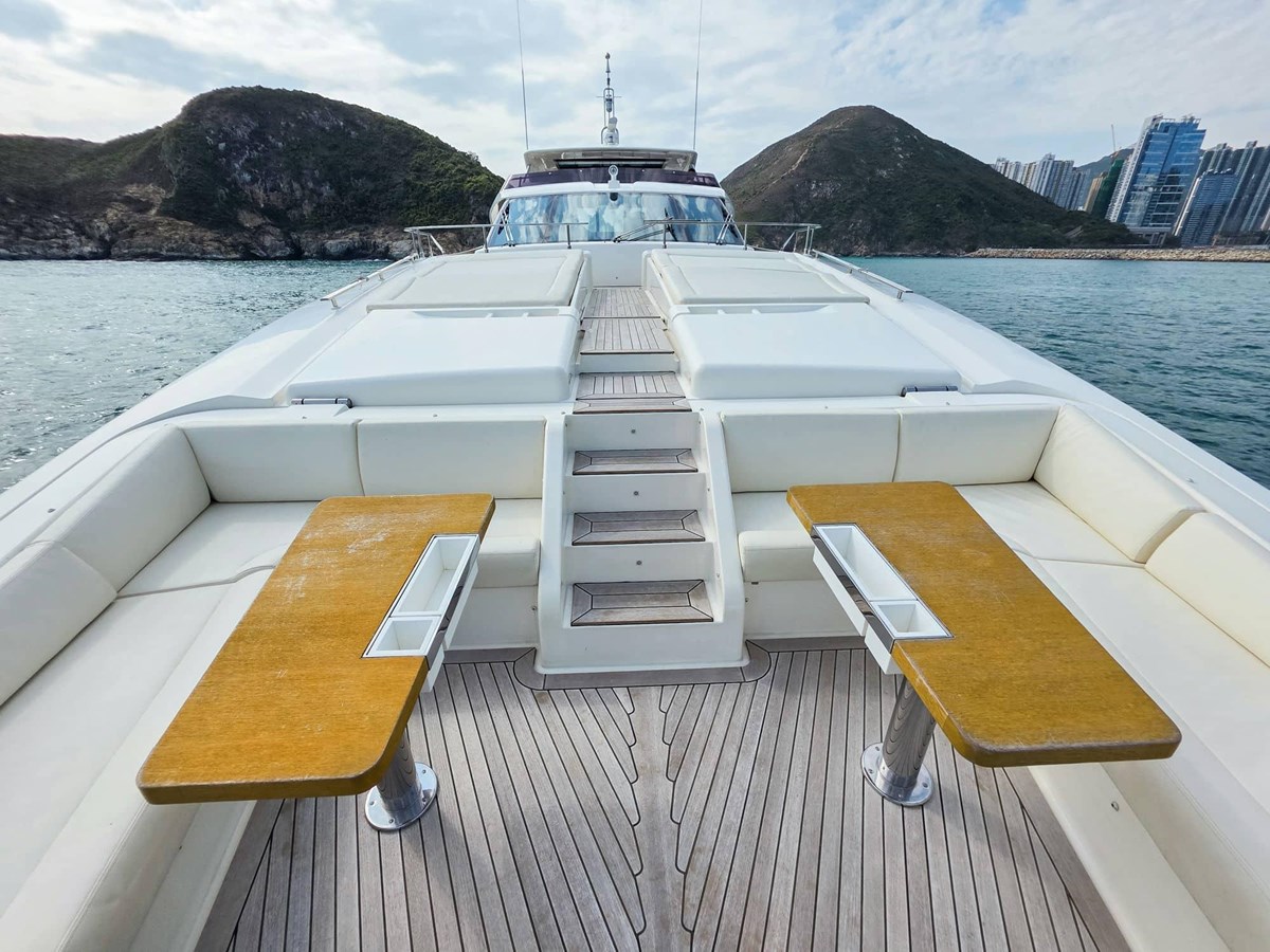 Custom Line Motor Yacht Custom Line 108 For Sale