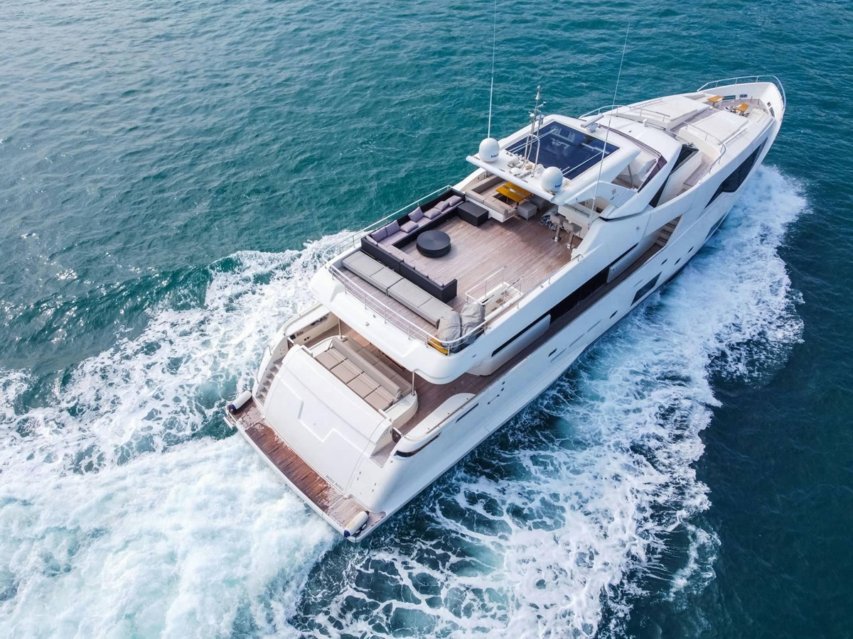 Custom Line Motor Yacht Custom Line 108 For Sale