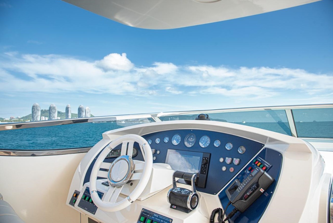 Azimut Yachts Motor Yacht Azimut 105 For Sale
