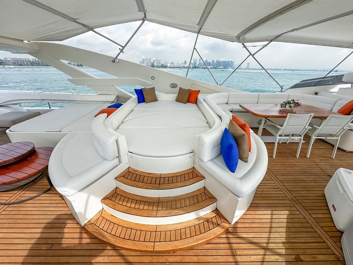 Ferretti Custom Line Motor Yacht Custom Line 112 For Sale