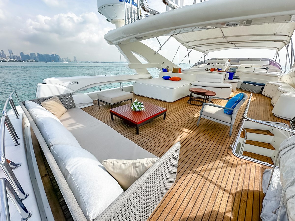 Ferretti Custom Line Motor Yacht Custom Line 112 For Sale