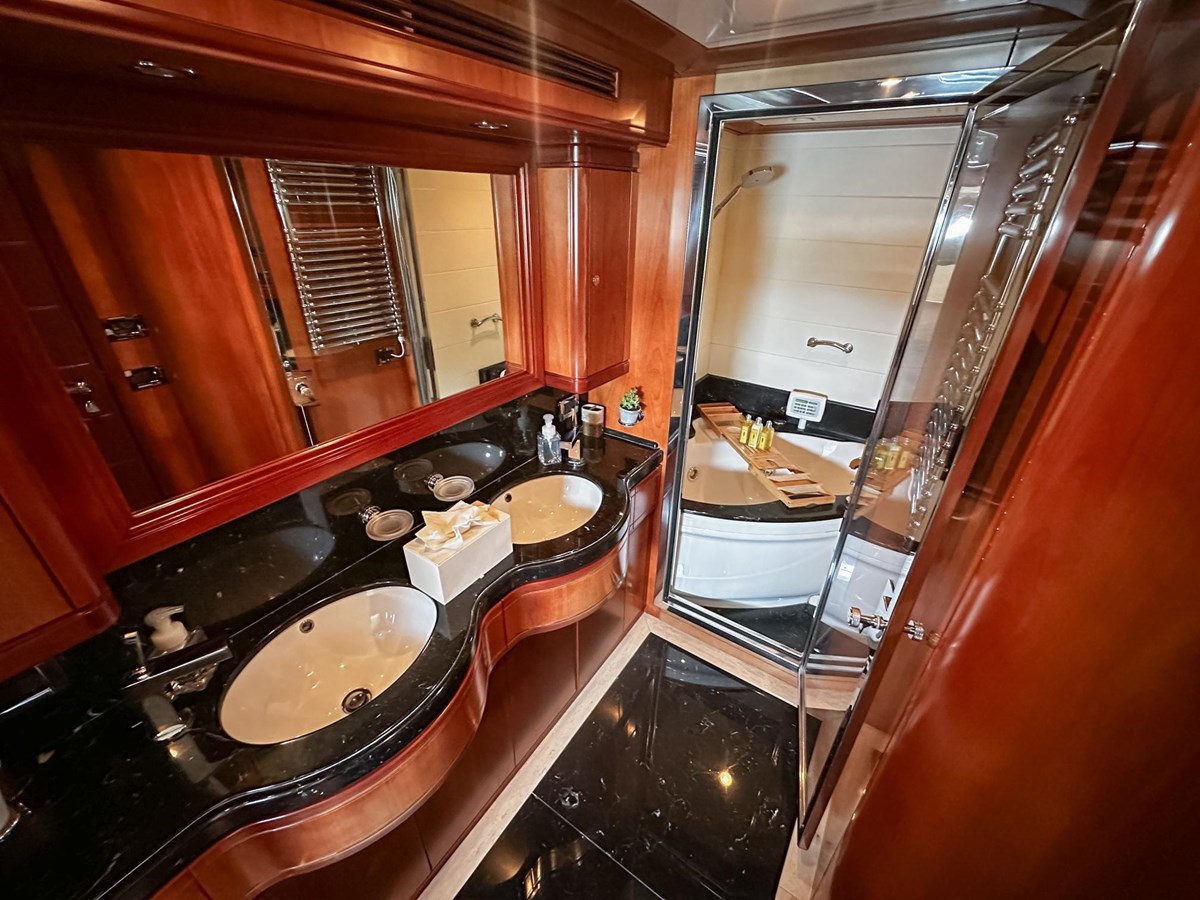 Ferretti Custom Line Motor Yacht Custom Line 112 For Sale