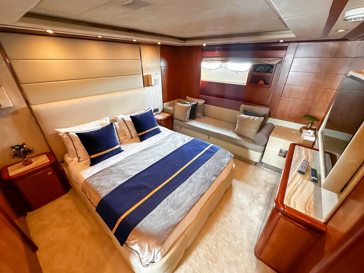 Ferretti Custom Line Motor Yacht Custom Line 112 For Sale