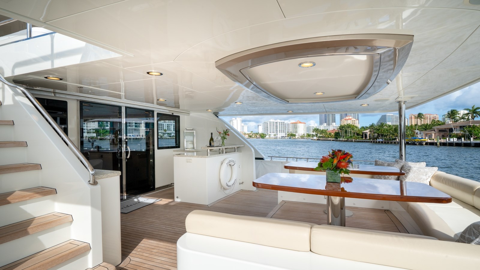Ocean Alexander Motor Boat IRIDESCENCE For Sale