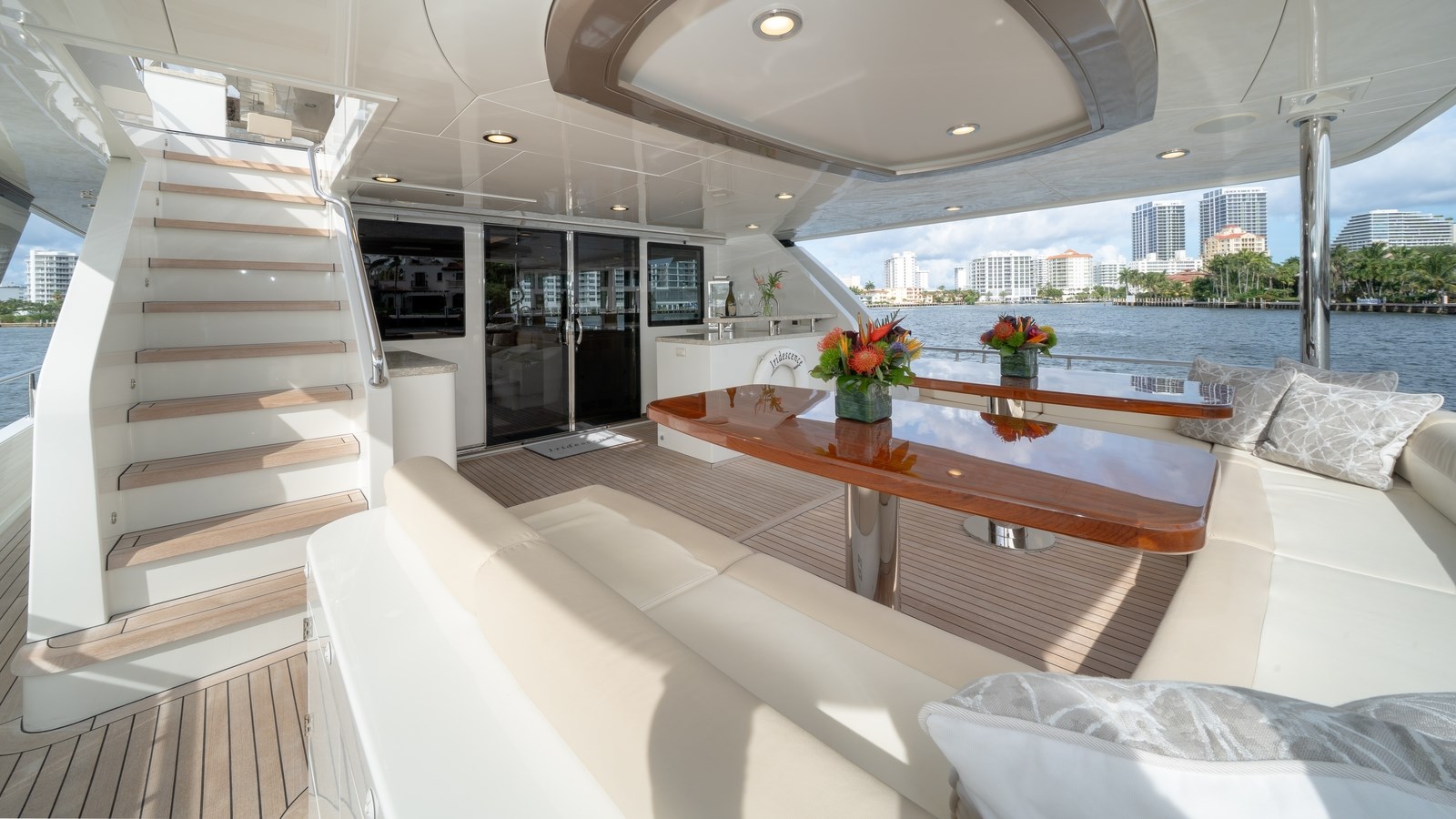 Ocean Alexander Motor Boat IRIDESCENCE For Sale