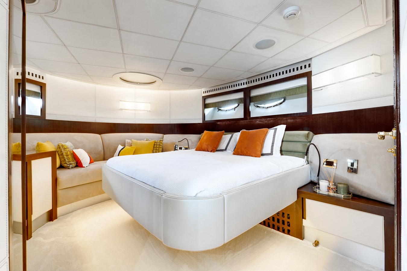 Pershing Motor Yacht GINGER For Sale