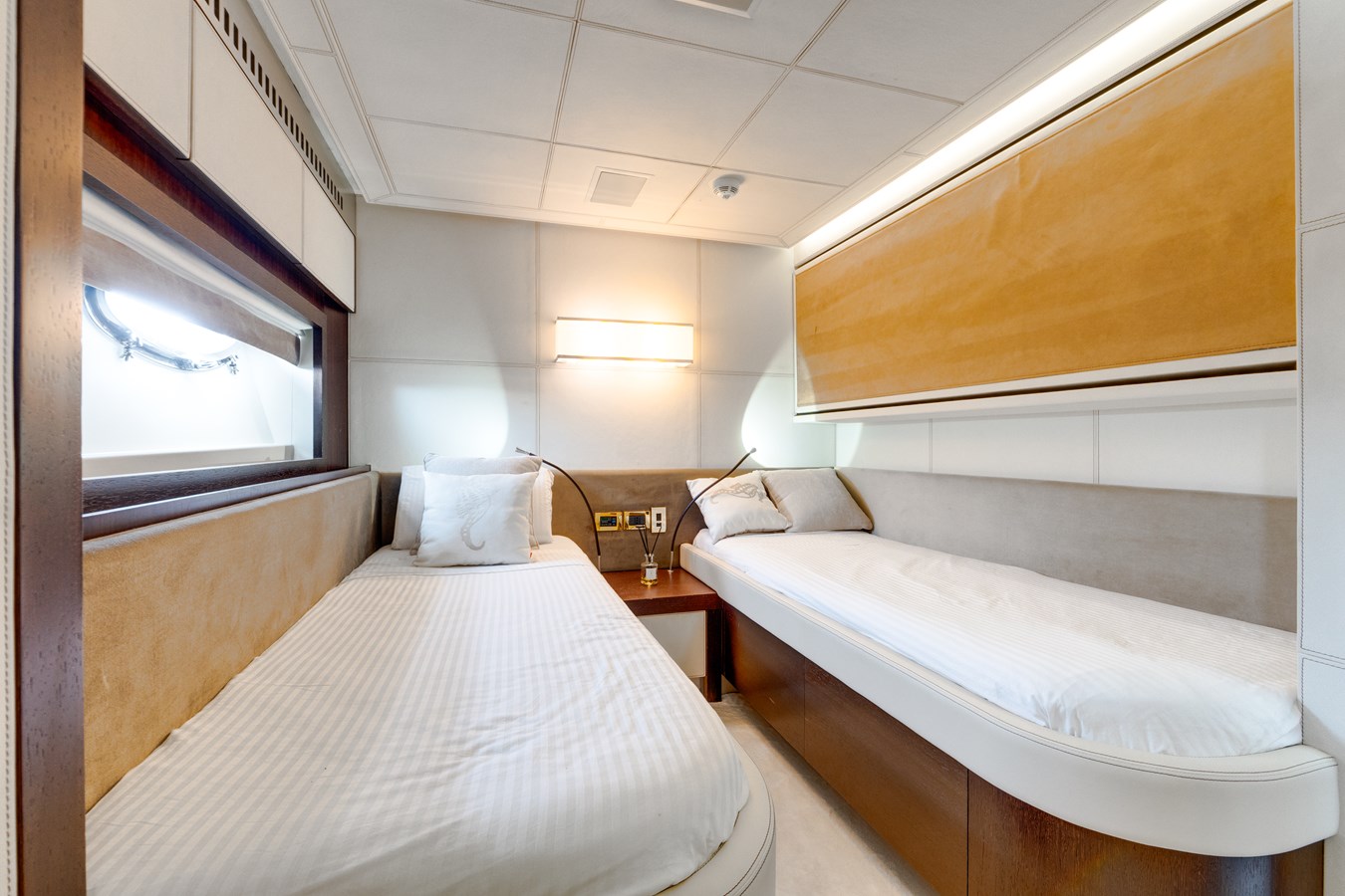 Pershing Motor Yacht GINGER For Sale