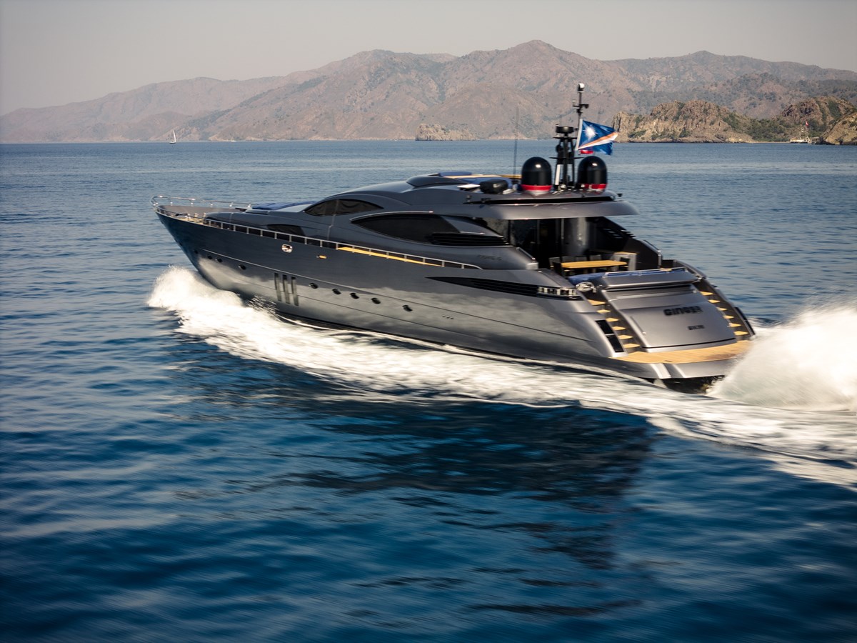 Pershing Motor Yacht GINGER For Sale