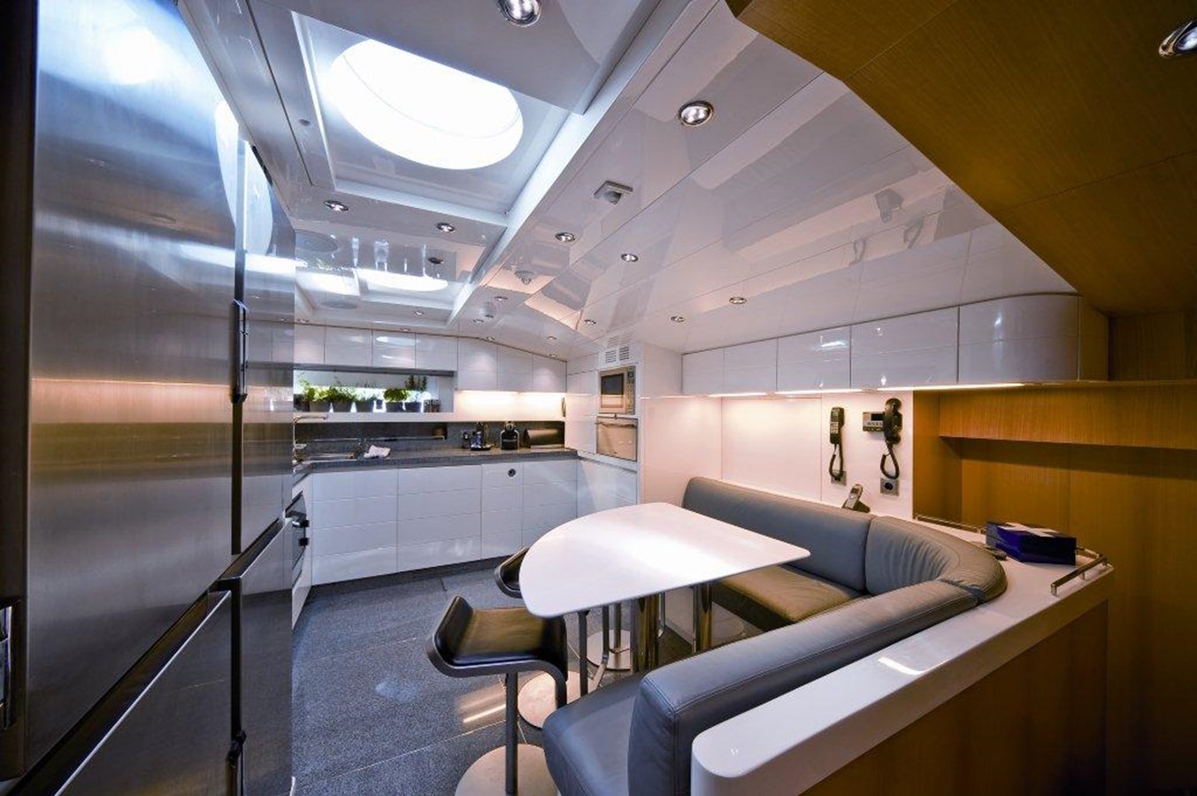 Maiora Motor Yacht BALANDRAU For Sale