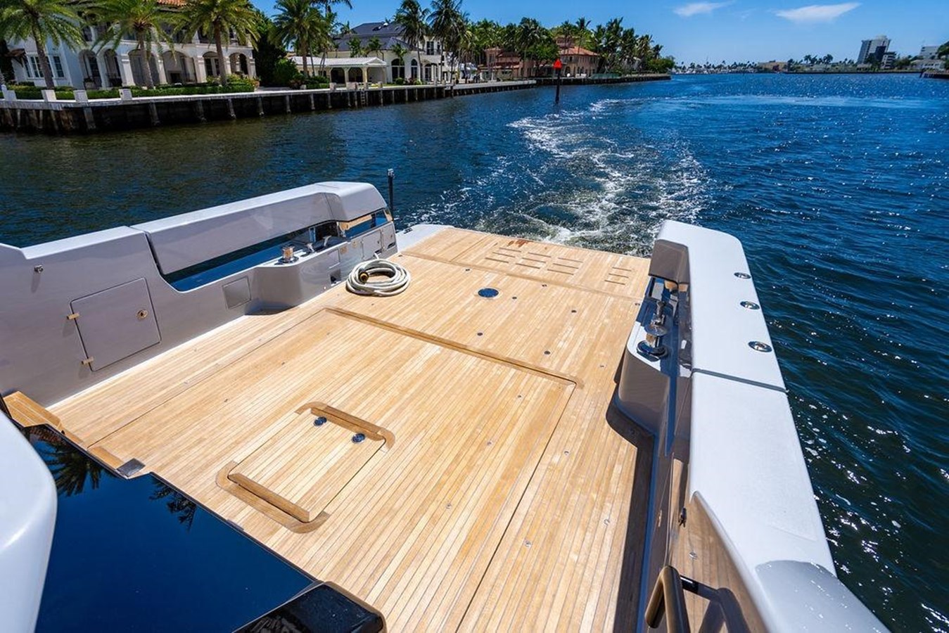 Bluegame Cruising Yacht Snack Money For Sale