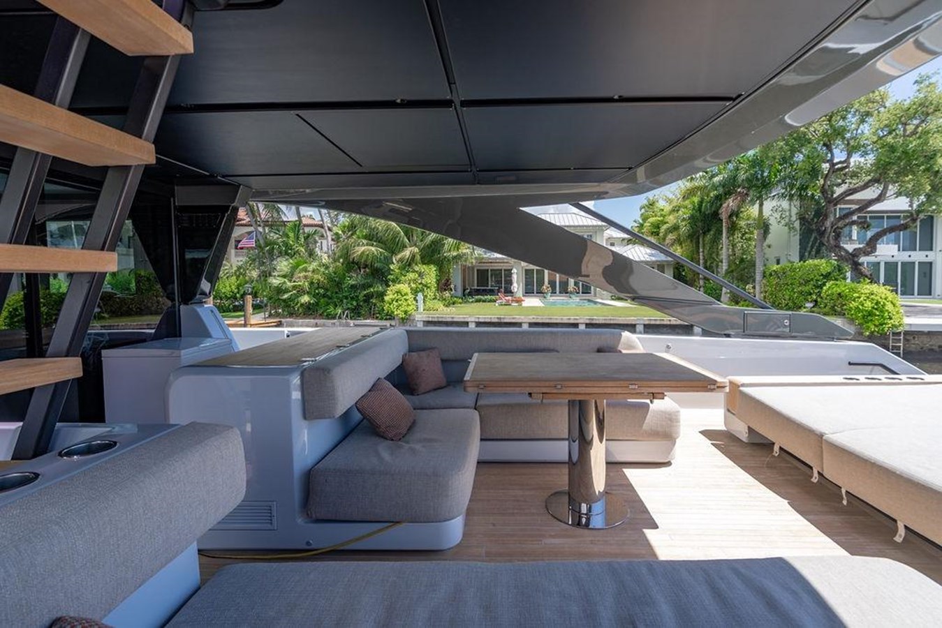 Bluegame Cruising Yacht Snack Money For Sale