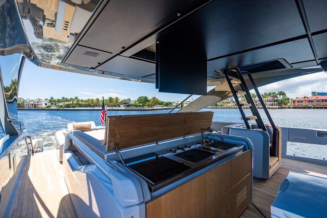 Bluegame Cruising Yacht Snack Money For Sale
