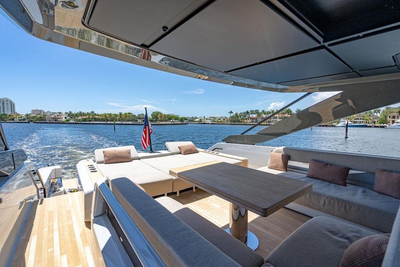 Bluegame Cruising Yacht Snack Money For Sale