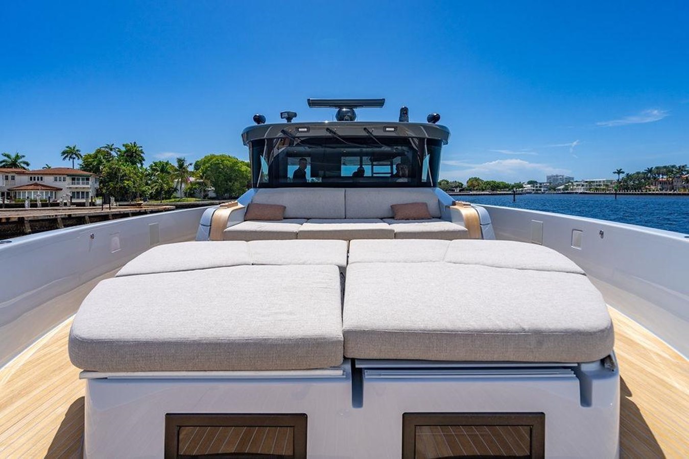 Bluegame Cruising Yacht Snack Money For Sale