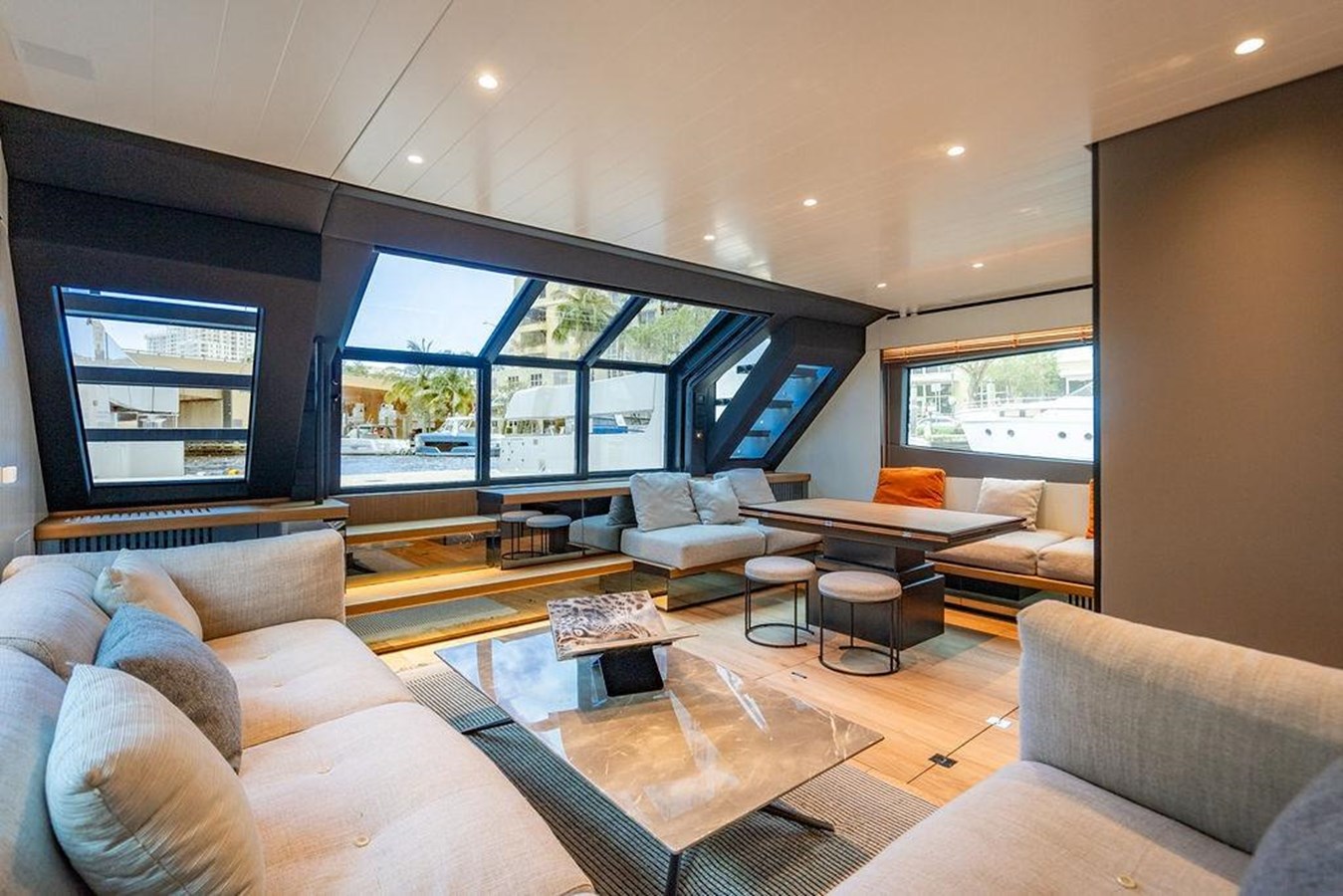 Bluegame Cruising Yacht Snack Money For Sale