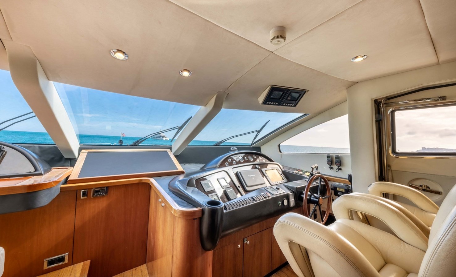 Sunseeker Motor Yacht Sunseeker Yacht 90 For Sale