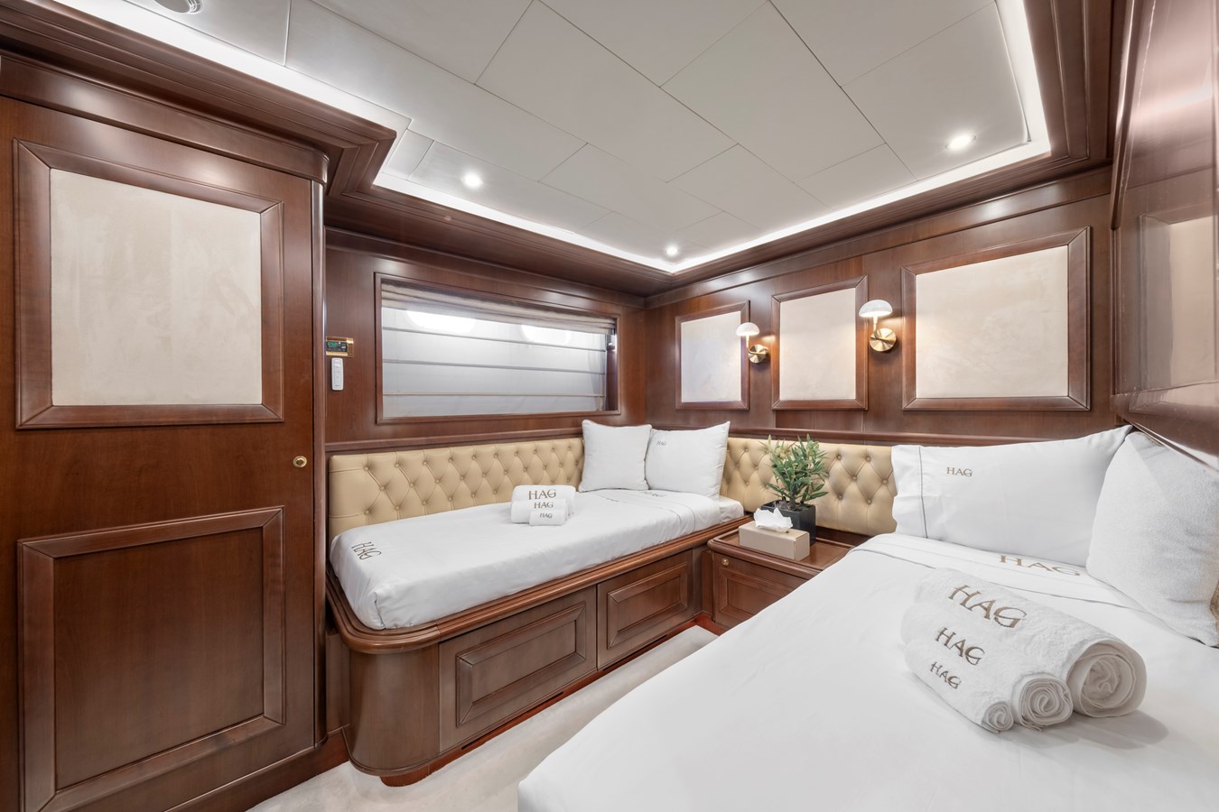 Custom Line Motor Yacht HAG For Sale