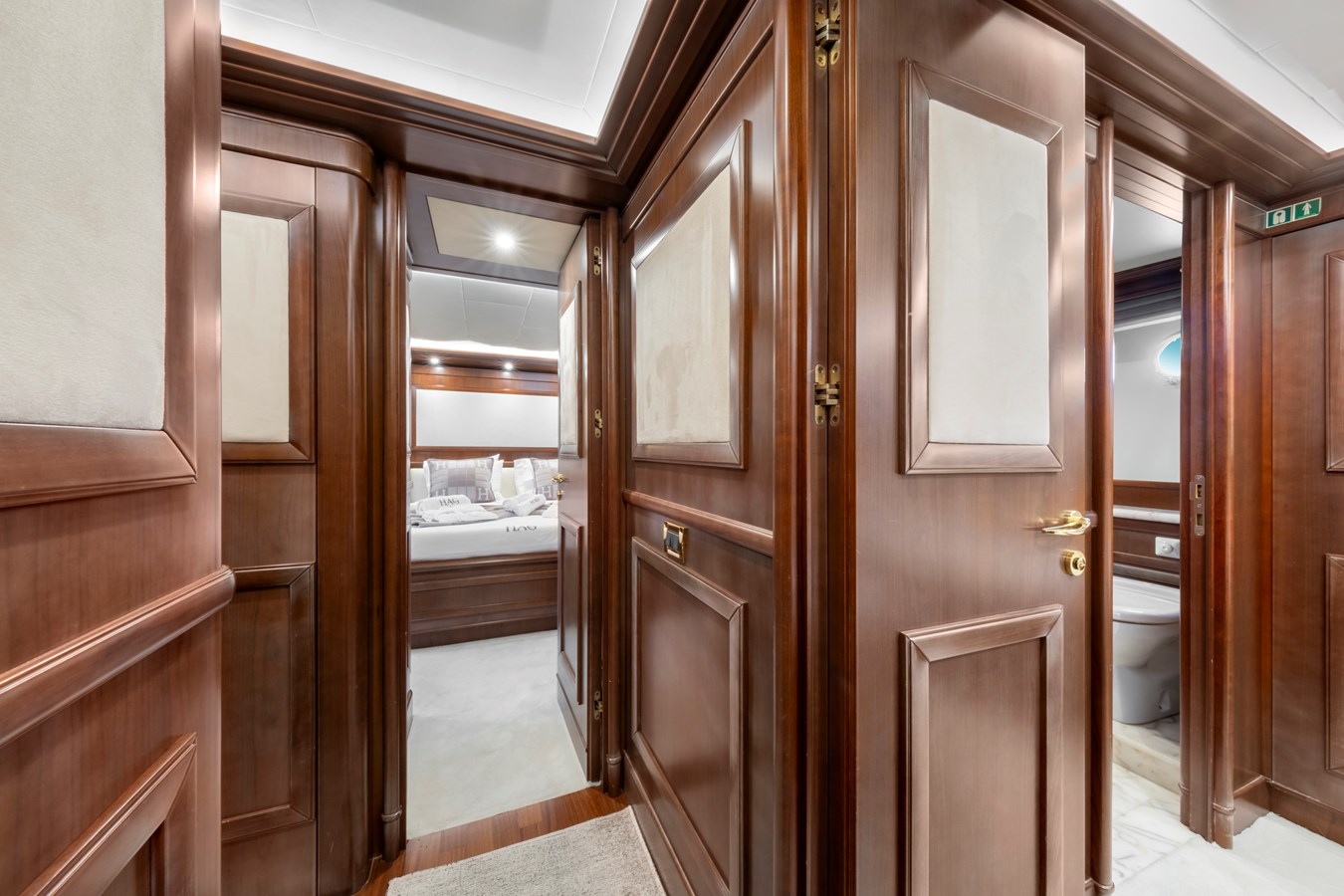 Custom Line Motor Yacht HAG For Sale
