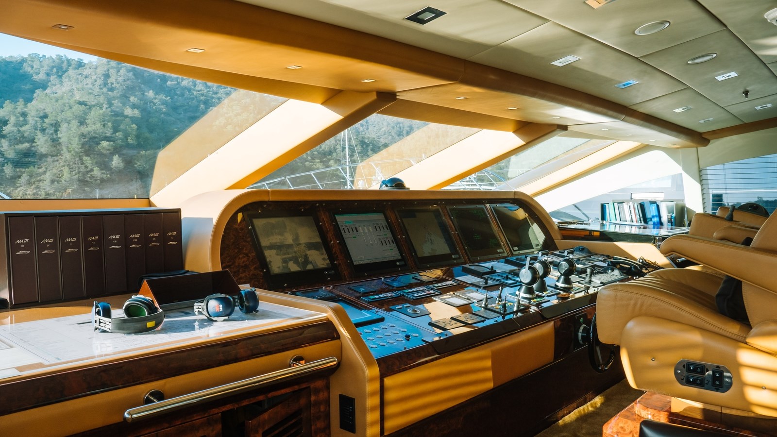 Mangusta Motor Yacht SEA PEARL For Sale