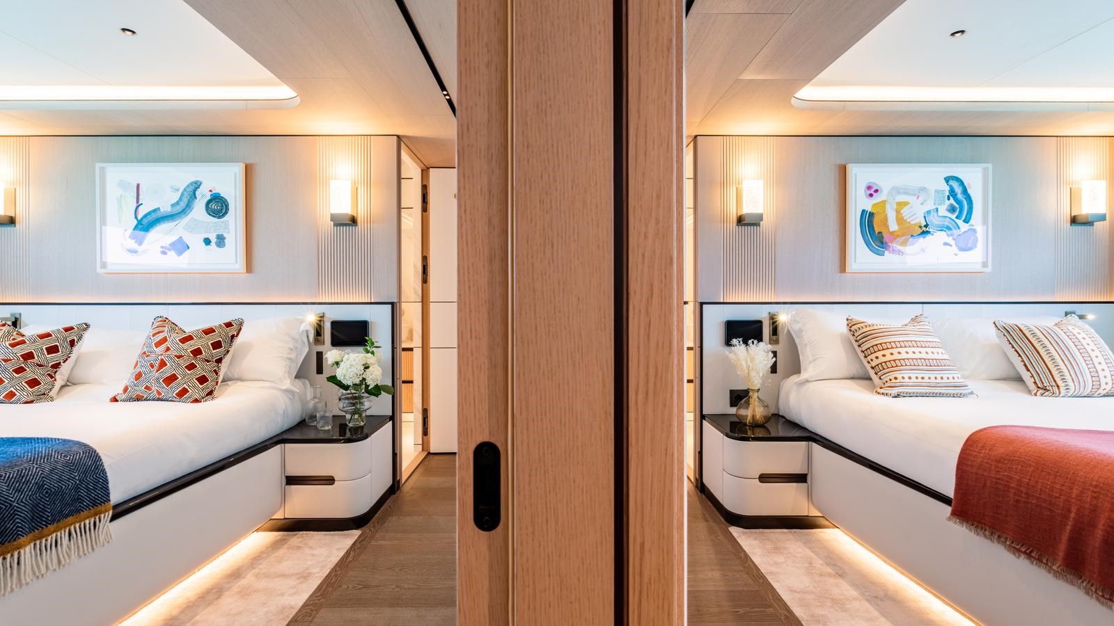 Moonen Motor Yacht MIDNIGHT SAGA For Sale