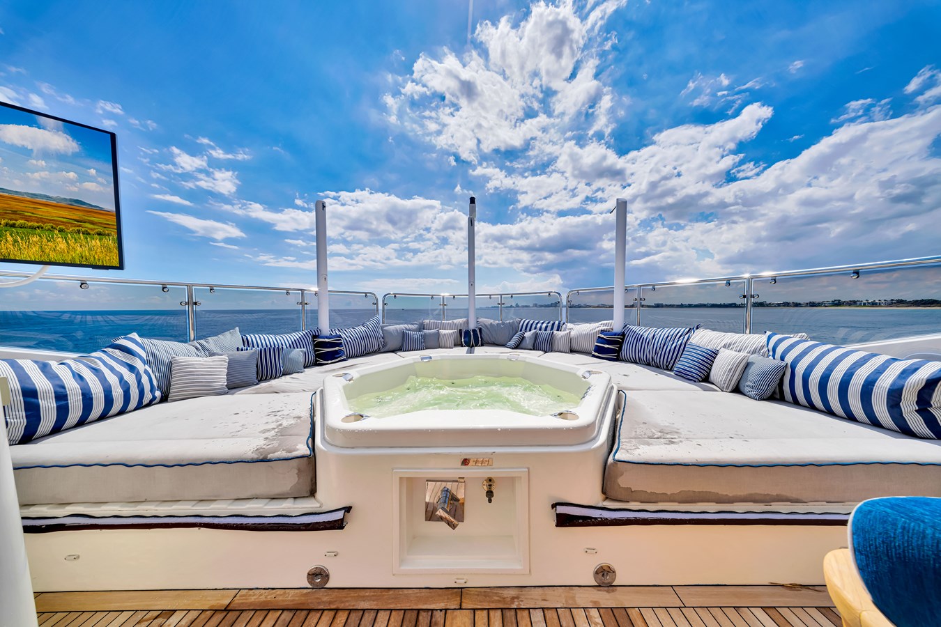 Sunseeker Motor Yacht NATURAL 9 For Sale