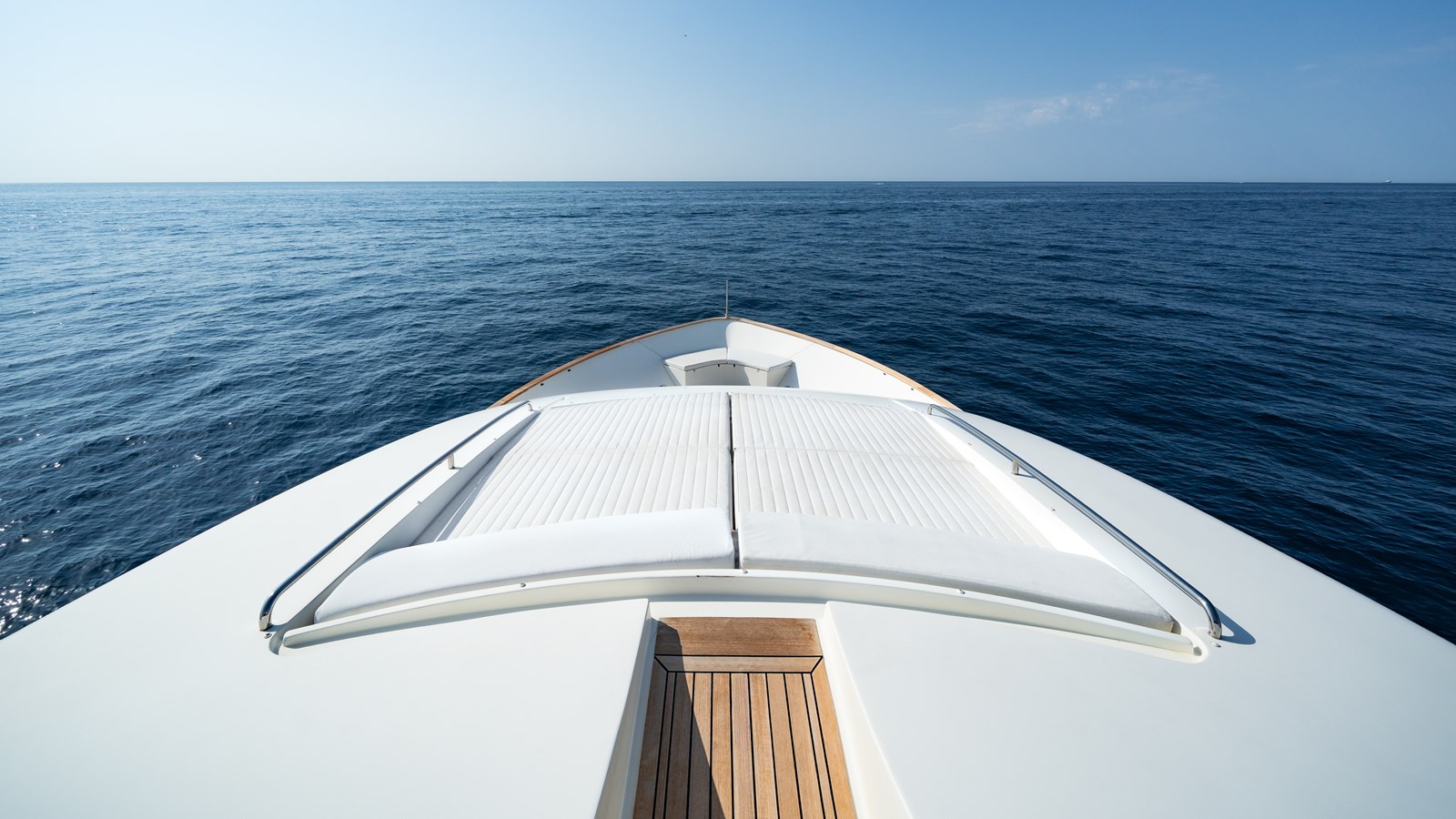 Ferretti Custom Line Cruising Yacht GIADA For Sale