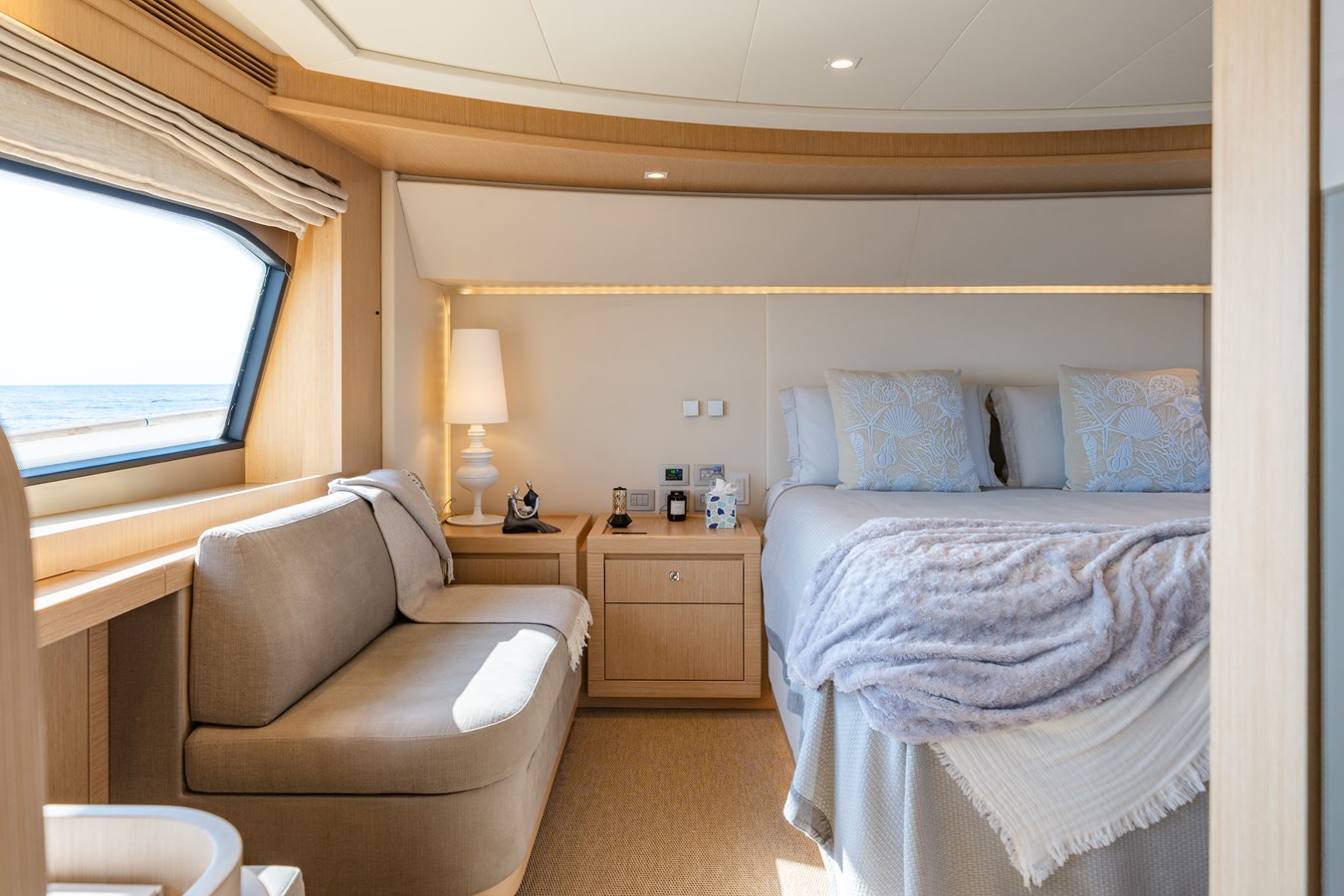 Ferretti Custom Line Cruising Yacht GIADA For Sale