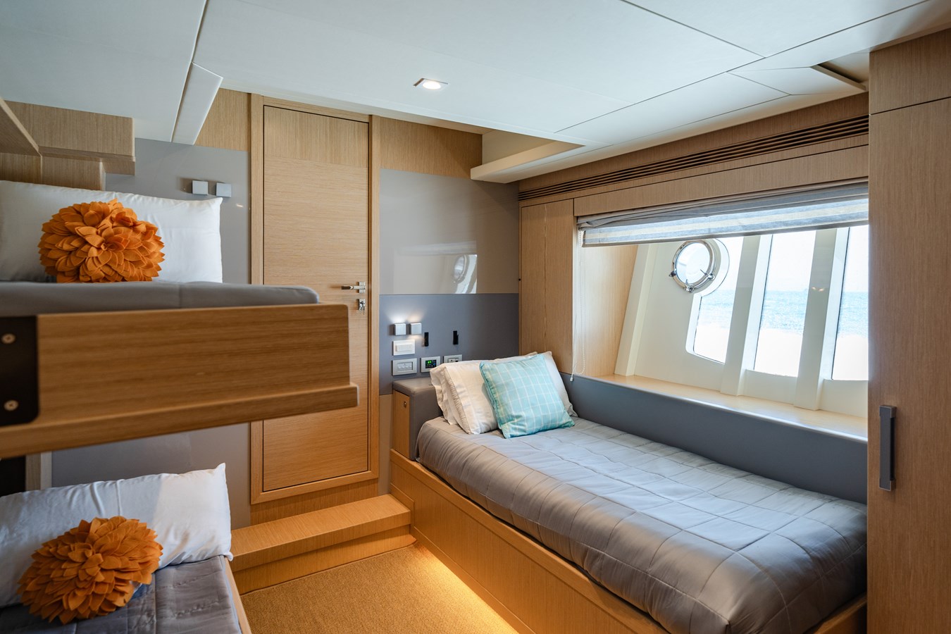 Ferretti Custom Line Cruising Yacht GIADA For Sale
